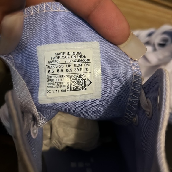 Converse - Picture 6 of 7